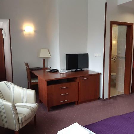 Hotel Park Avenue **** Pöstyén Kültér fotó